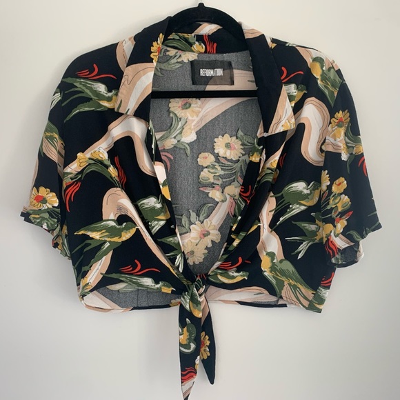 Reformation Tops - Reformation cropped tie top
